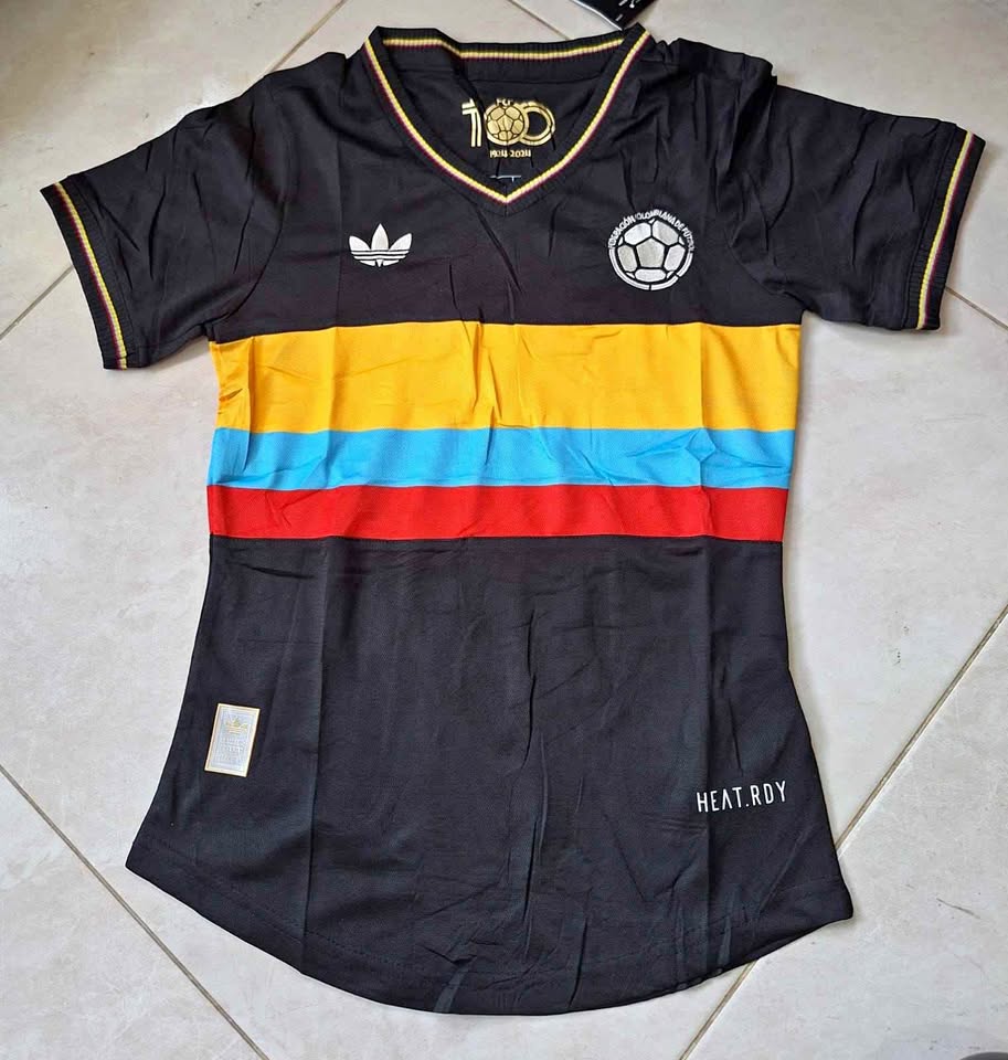Colombia Centenario negra Tricolor Dama | 100 años de gloria colombiana, en el corte que te mereces