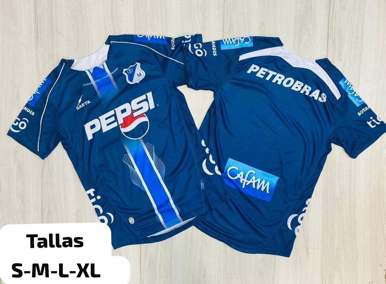 Millonarios Pepsi Azul Retro | El azul más nostálgico que un embajador puede vestir